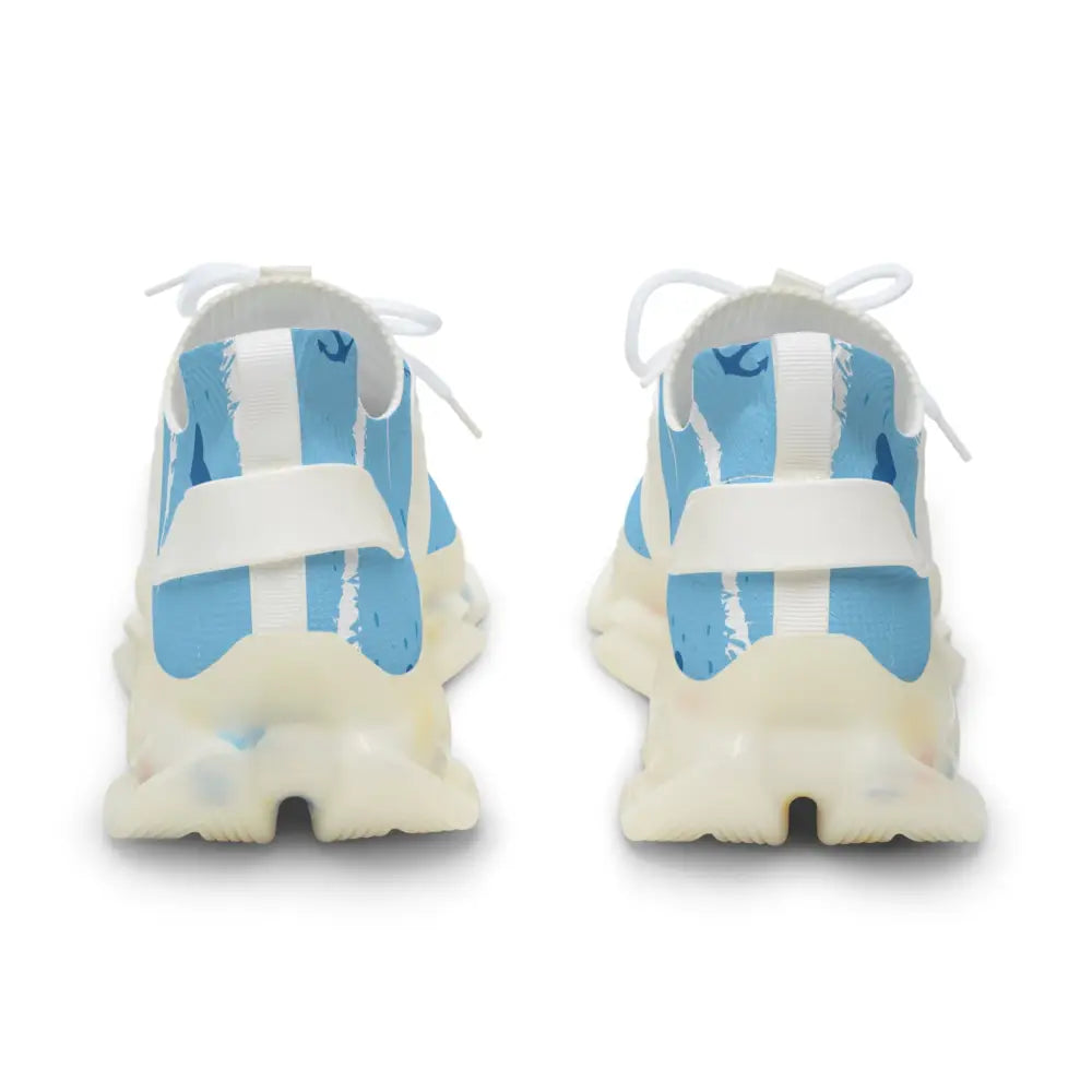 Men’s light blue mesh sneakers with blue and white stripes and eva shock-absorbing sole for athletic use