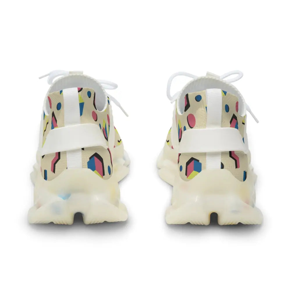 Men’s retro geometric mesh sneakers in cream with colorful 90s memphis pattern and durable kpu eva shock-absorbing sole
